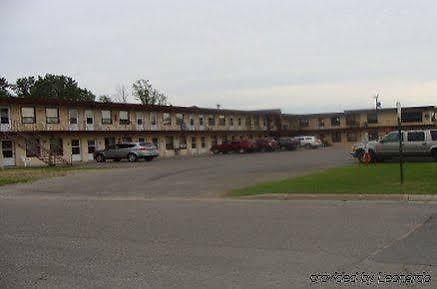 Knights Inn 国际瀑布城 外观 照片